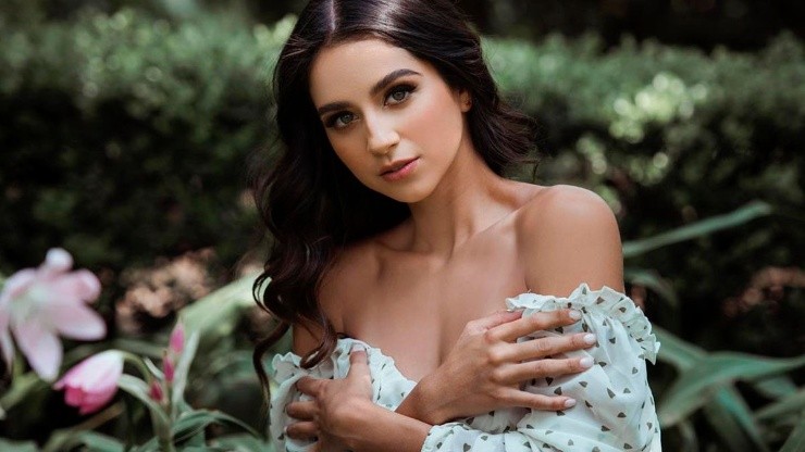 Sofia-Toache-edson-alvarez