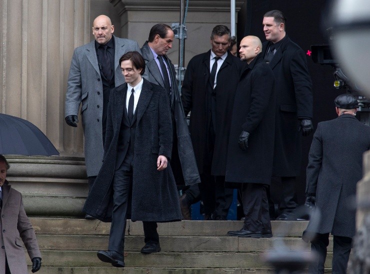 Robert Pattinson filmando The Batman en Liverpool, Inglaterra (Foto: Getty)