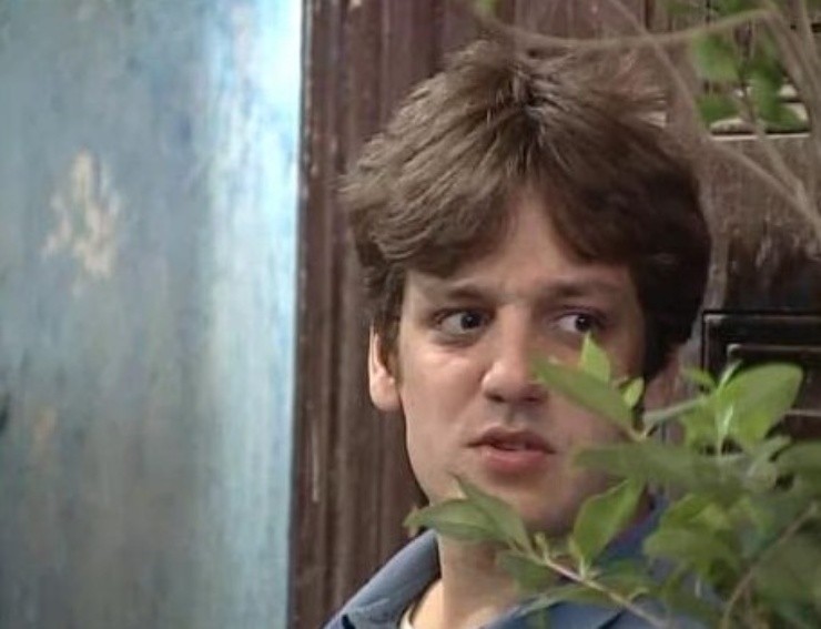 Rodrigo de la Serna es uno de los protagonistas de Okupas (Foto: IMDb)