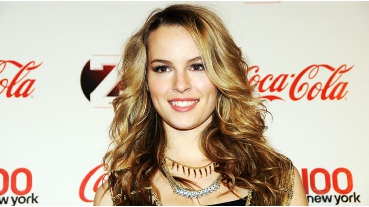 Bridgit Mendler.