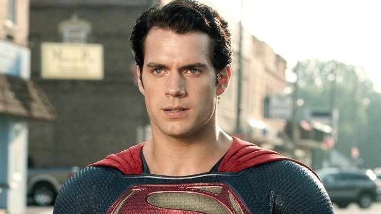 Henry Cavill personificó a Superman y obtuvo fama internacional.