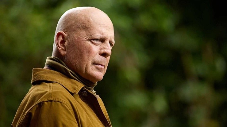 Bruce Willis en La Fortaleza (2021)
