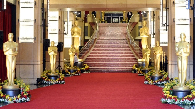 Por qué cambia la alfombra roja de los Premios Oscar 2023 y de qué color será.