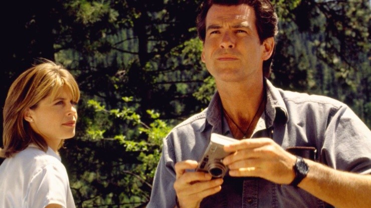Linda Hamilton and Pierce Brosnan star in this film that confronts the human being with nature.