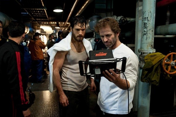 Henry Cavill y Zack Snyder en 'Man of Steel'
