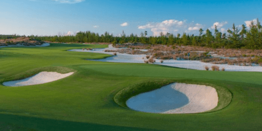 Cancha de golf en el Hotel Albany (albanybahamas.com)
