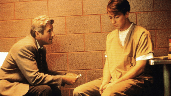 Edward Norton con Richard Gere en Primal Fear de 1996 (IMDB)