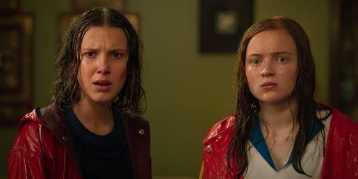 Sadie Sink y Millie Bobby Brown en Stranger Things