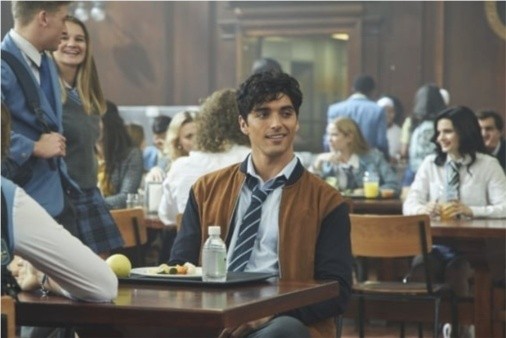 Taylor Zakhar Perez tiene 4 millones de seguidores en Instagram