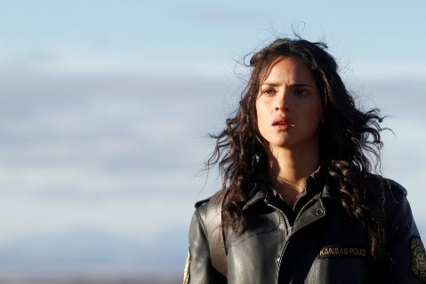 Adria Arjona en Emerald City (GETTY)