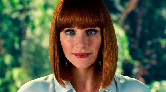 Bryce Dallas Howard Claire Dearing en Jurassic World (2015)