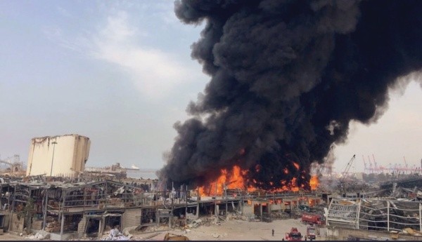 El incendio en Beirut, mismo lugar donde ocurrió la explosión en agosto.