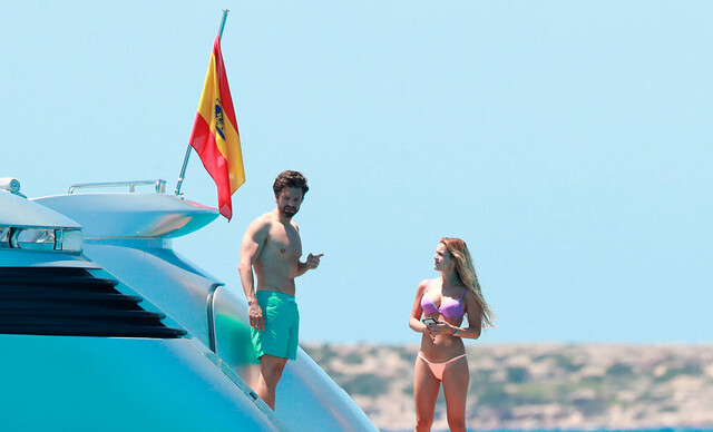 Alejandra Onieva y Sebastian Stan en Ibiza (Caras)