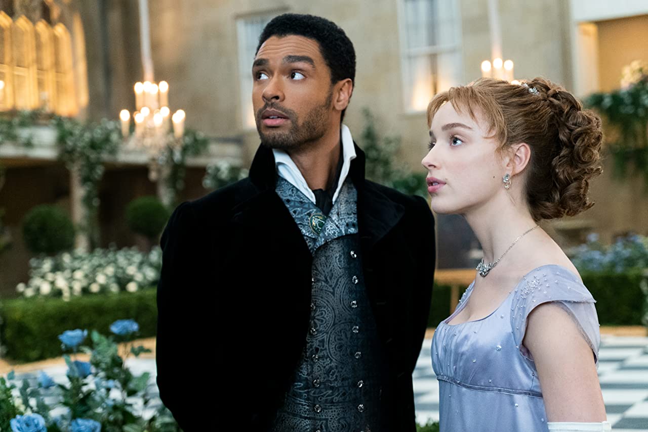 Phoebe Dynevor y Regé - Jean Page son grandes amigos fuera del set. Foto: (IMDB) Phoebe Dynevor y Regé - Jean Page son grandes amigos fuera del set. Foto: (IMDB)