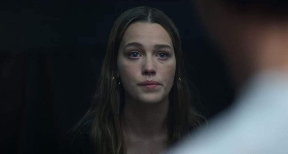 You: Victoria Pedretti interpreta a Love Quinn (Foto: IMDb/Netflix)