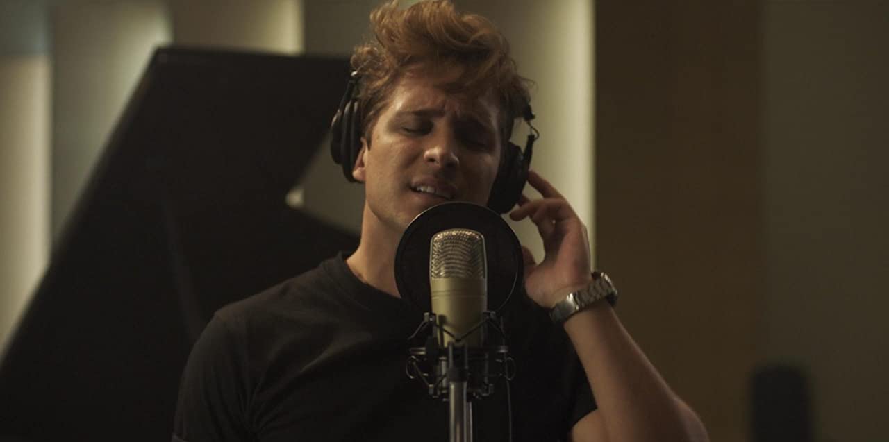 Diego Boneta es Luis Miguel. Foto: (IMDB)
