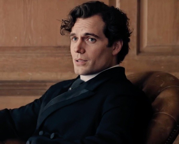 Henry Cavill está volviendo a enfocarse en Enola Holmes. Foto: (IMDB)