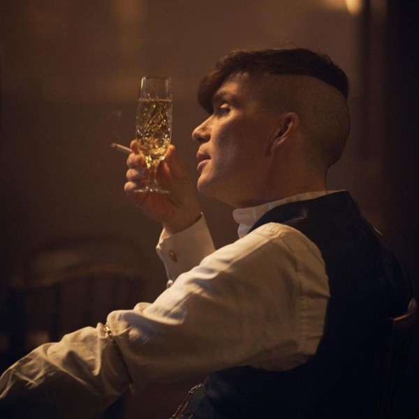 Ya se conoció la primera imagen de Cillian Murphy en el set. Foto: (Netflix)