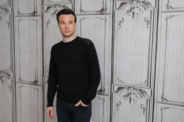 Rupert Evans es la nueva incorporación de Bridgerton. Foto: (Getty)