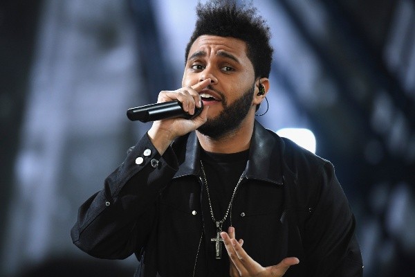 The Weeknd sería la nueva pareja de Angelina. Foto: (Getty)