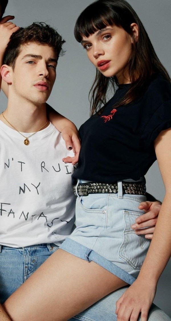 Manu Ríos y Martina Cariddi. Foto: (@manurios)