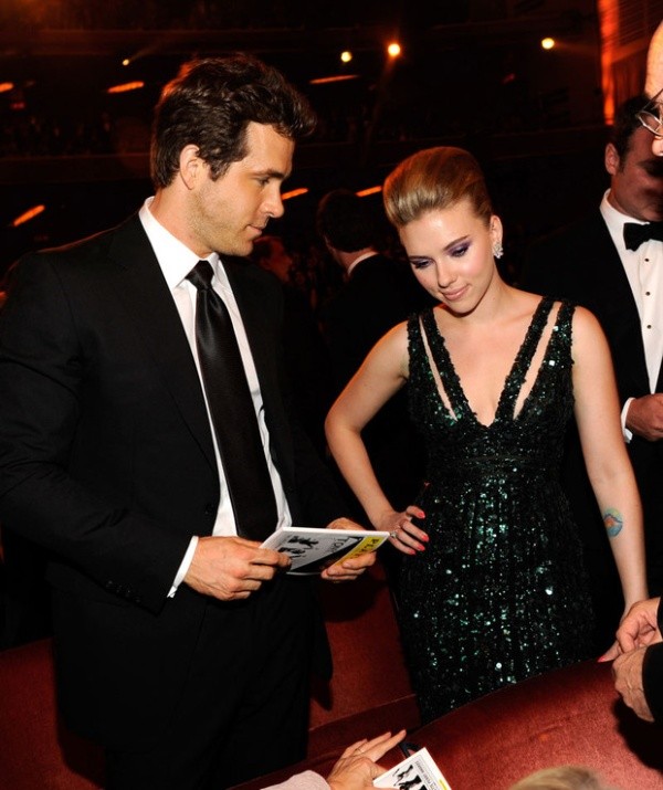 Scarlett Johansson y Ryan Reynolds. Foto: (Getty)
