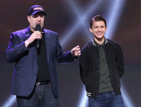 Tom Holland y Kevin Feige. Foto: (Getty)