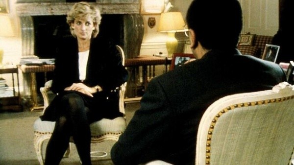 Diana de Gales durante su entrevista. Foto: (BBC)