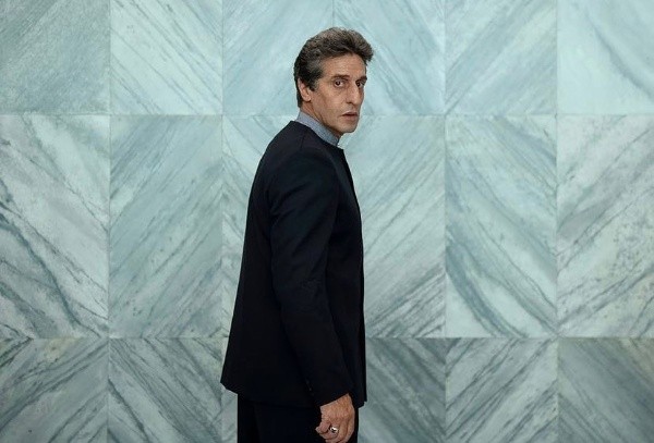 Diego Peretti es Emilio Vázquez Pena. Foto: (Netflix)