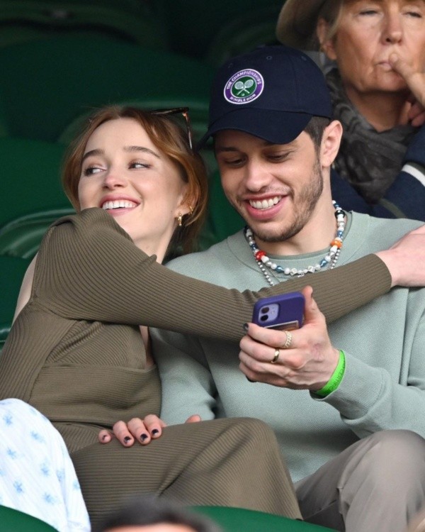 La última vez que Phoebe Dynevor y Pete Davidson fueron vistos juntos. Foto: (Getty)