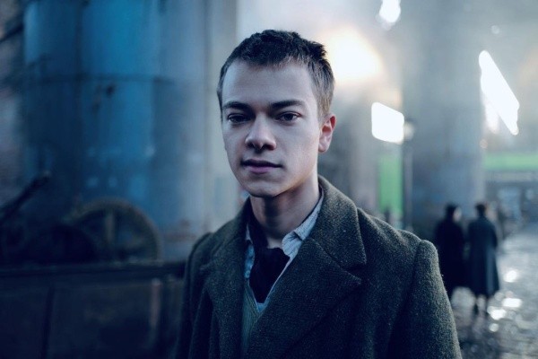 Conrad Khan el día que fue confirmado para Peaky Blinders. Foto: (BBC)