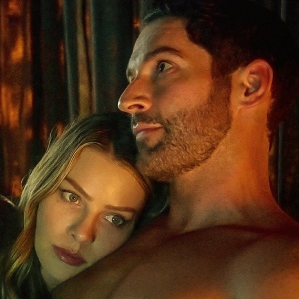 Tom Ellis y Lauren German. Foto: (Netflix)