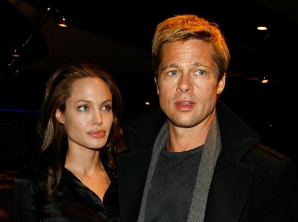 Brad Pitt y Angelina Jolie en sus inicios. Foto: (Getty)