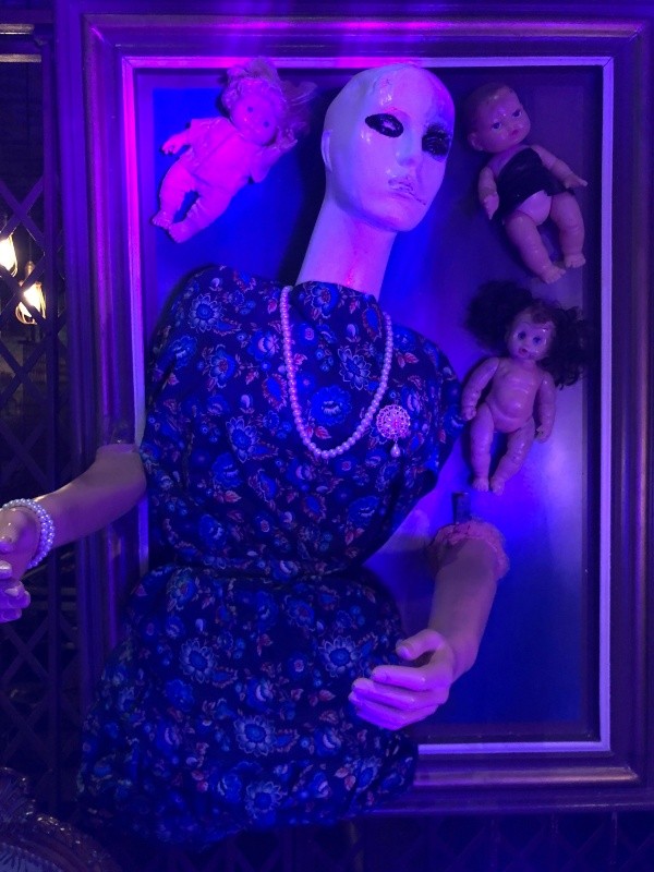 phoebe gladys friends hbo max