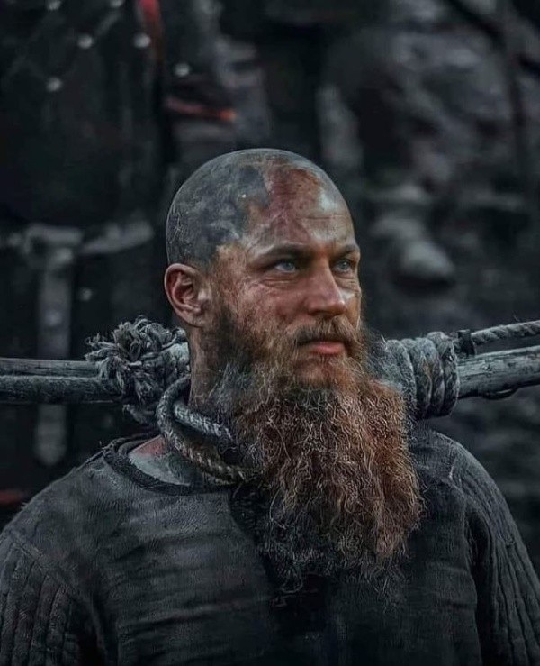 vikings travis fimmel ragnar lothbrok