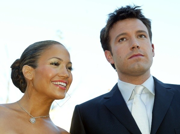 Jennifer López and Ben Affleck in 2003. Photo: (Getty) Jennifer López and Ben Affleck in 2003. Photo: (Getty)