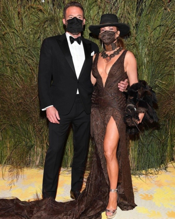 Ben Affleck y JLO en los Met Gala. Foto: (Getty)