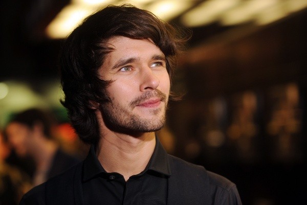 Ben Whishaw fue quien postuló a Jonathan Bailey. Foto: (Getty)