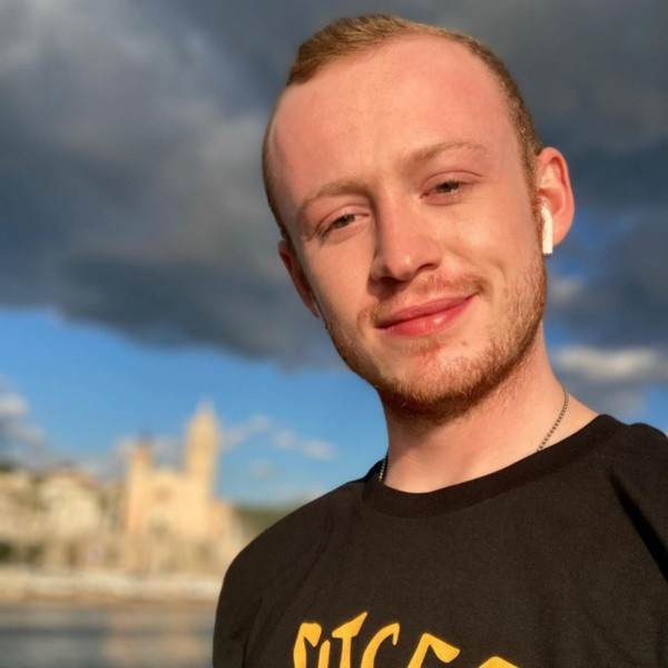 John Bell. Foto: (@johnhunterbell)