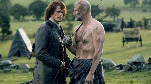Jamie Fraser y Dougal MacKenzie. Foto: (IMDB)