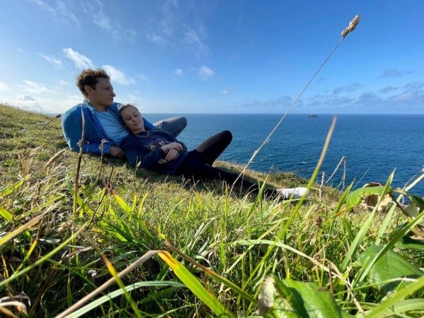 Brie Larson y Elijah Allan Blitz. Foto: (@brielarson)