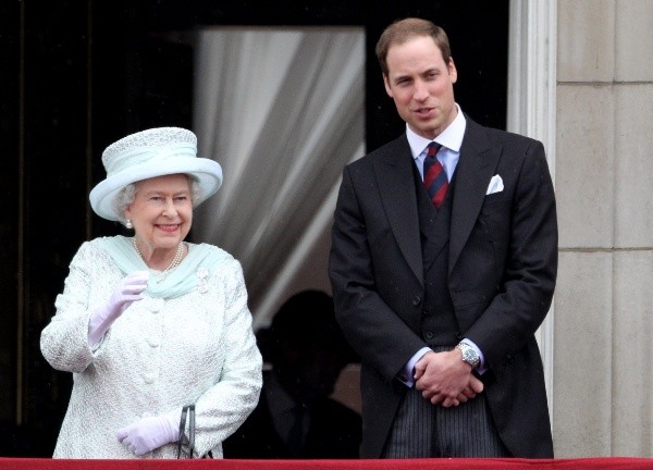 Isabel II y el Príncipe William. Foto: (Getty)