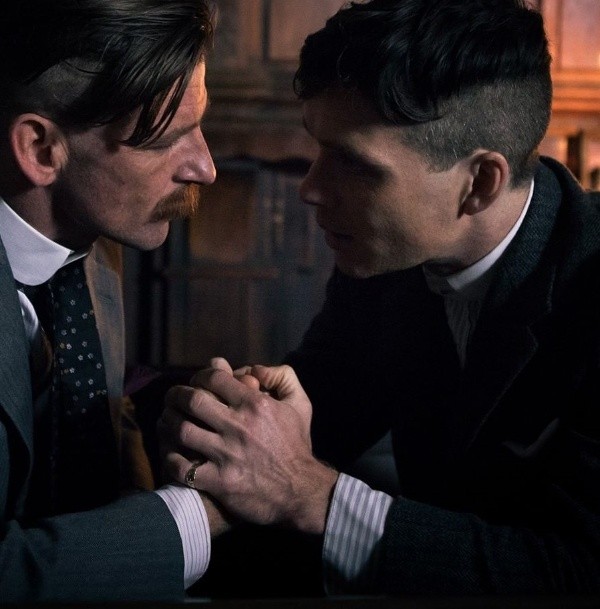 Peaky Blinders volverá con una película. Foto: (BBC)