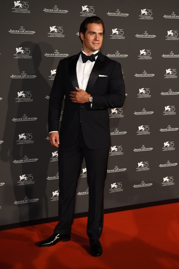 Los fans buscan hacer de Henry Cavill el nuevo James Bond. Foto: (Getty)