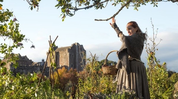Lotte Verbeek en Outlander. Foto: (IMDB)
