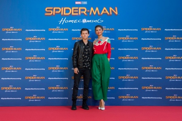 Tom Holland y Zendaya en la premiere de Homecoming. Foto: (Getty)