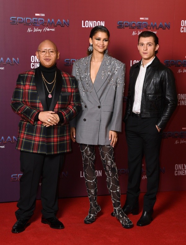 Jacob Batalon, Zendaya y Tom Holland en la premiere de No Way Home. Foto: (Getty)