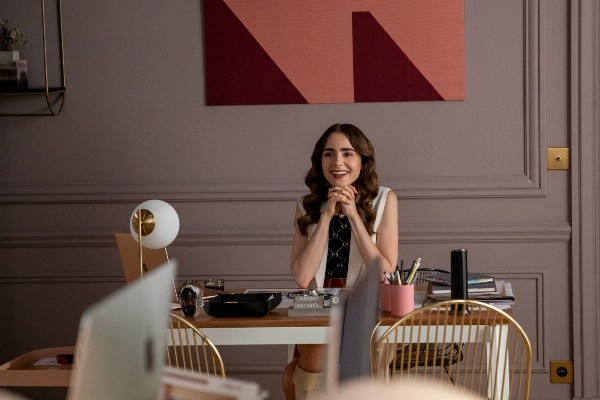 Lily Collins como Emily. Foto: (Netflix)