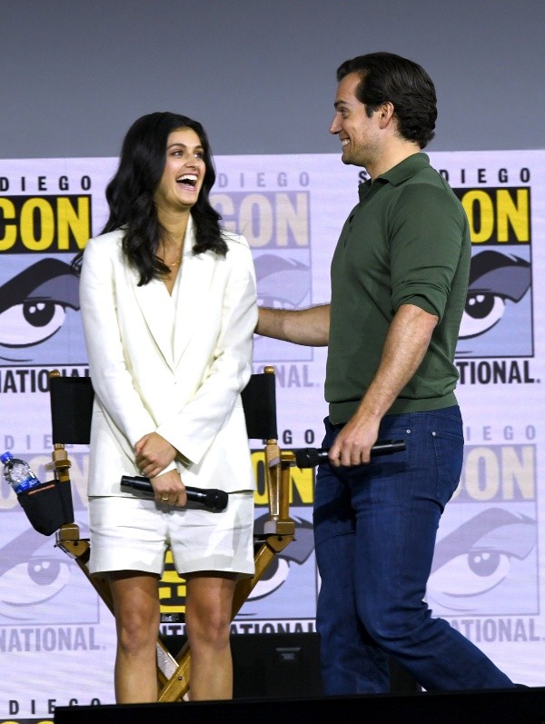 Henry Cavill y Anya Chalotra no son más que amigos. Foto: (Getty)