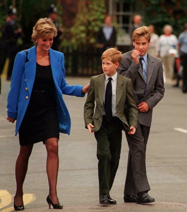 Lady Di con William y Harry. Foto: (Getty)